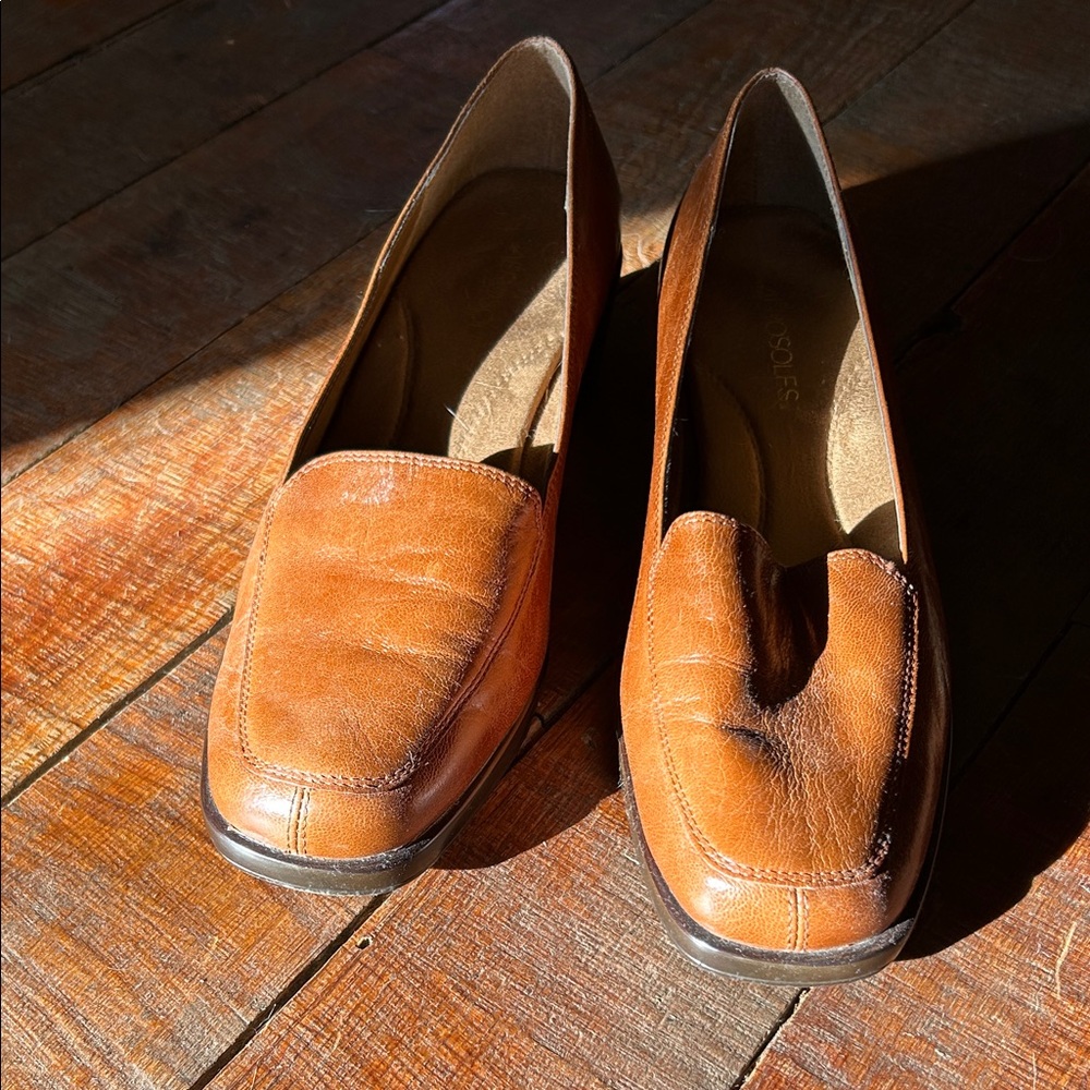 AEROSOLES Women's Leather Loafers in Cognac Brown